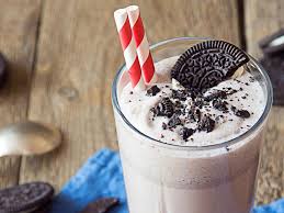 Cookies And Cream Milkshake (Cookies And Cream Milkshake)